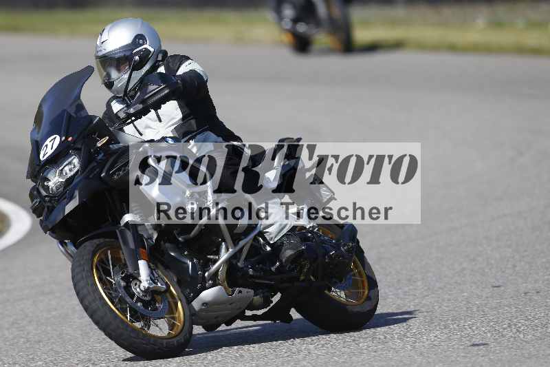 /01 02.04.2026 MAZ ADR/Gruppe rot/27